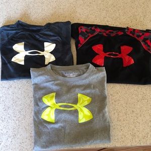 Bundle of boys Under Armour shirts! Small & Medium